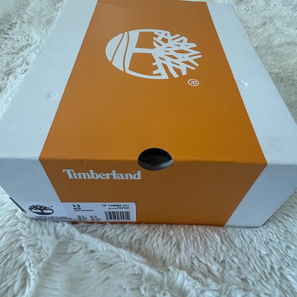 Timberland Classic Brown Leather Boots - Picture 14 of 14